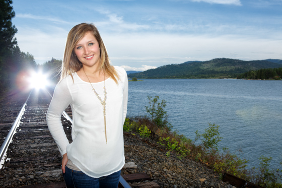 Daranie's senior portraits near Priest River Idaho