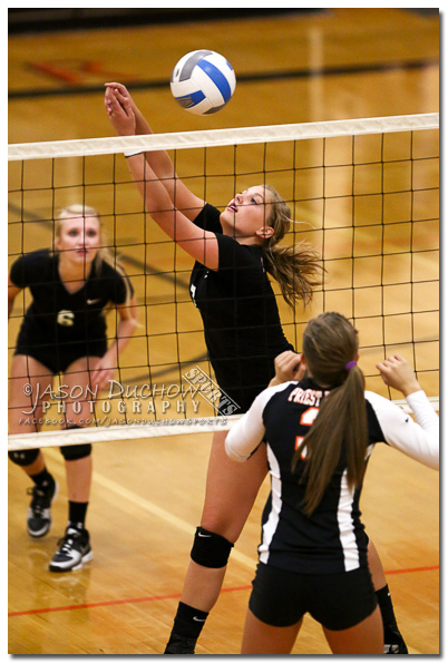 Volleyball between Newport High School and Priest River High School